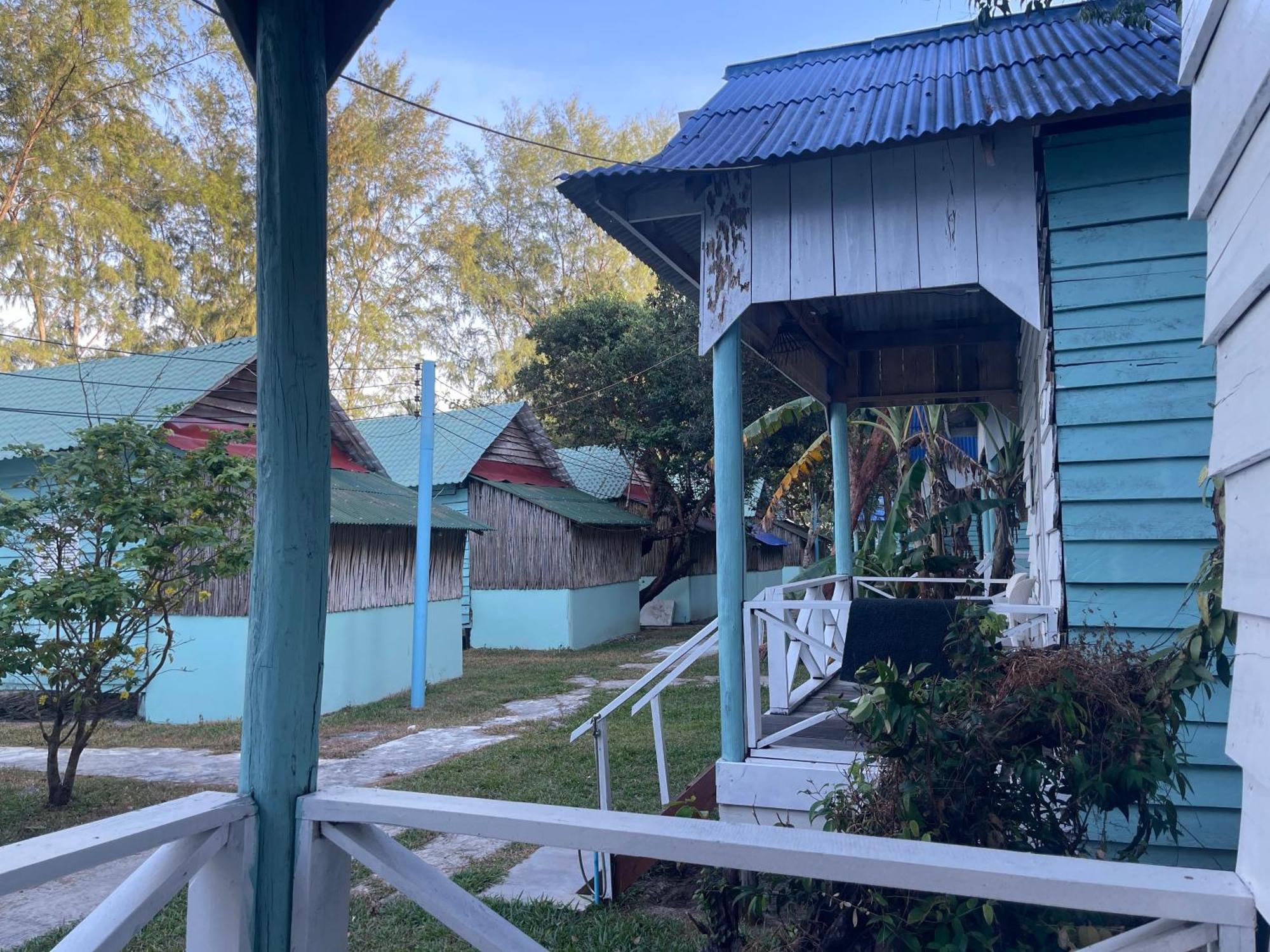 Sandy Beach Bungalows By Ehm Koh Rong Sanloem Luaran gambar
